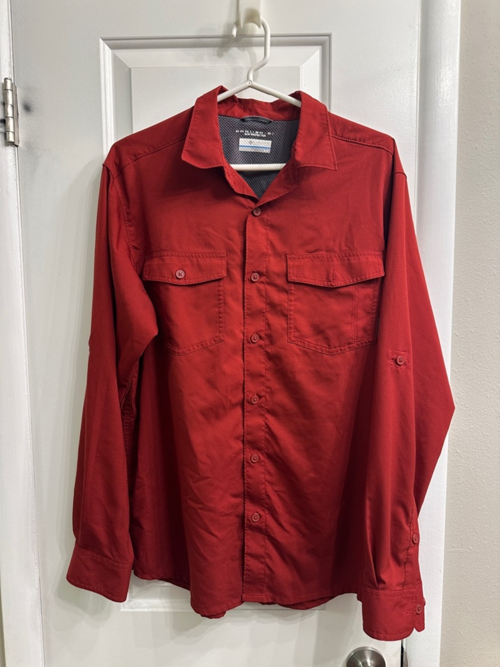 Columbia Red Omni-Shade Sun Protection Shirt men size M